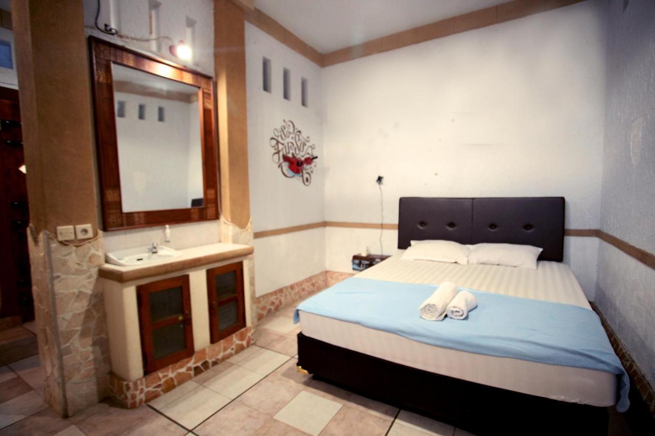 Budarno Homestay Kejayan Экстерьер фото
