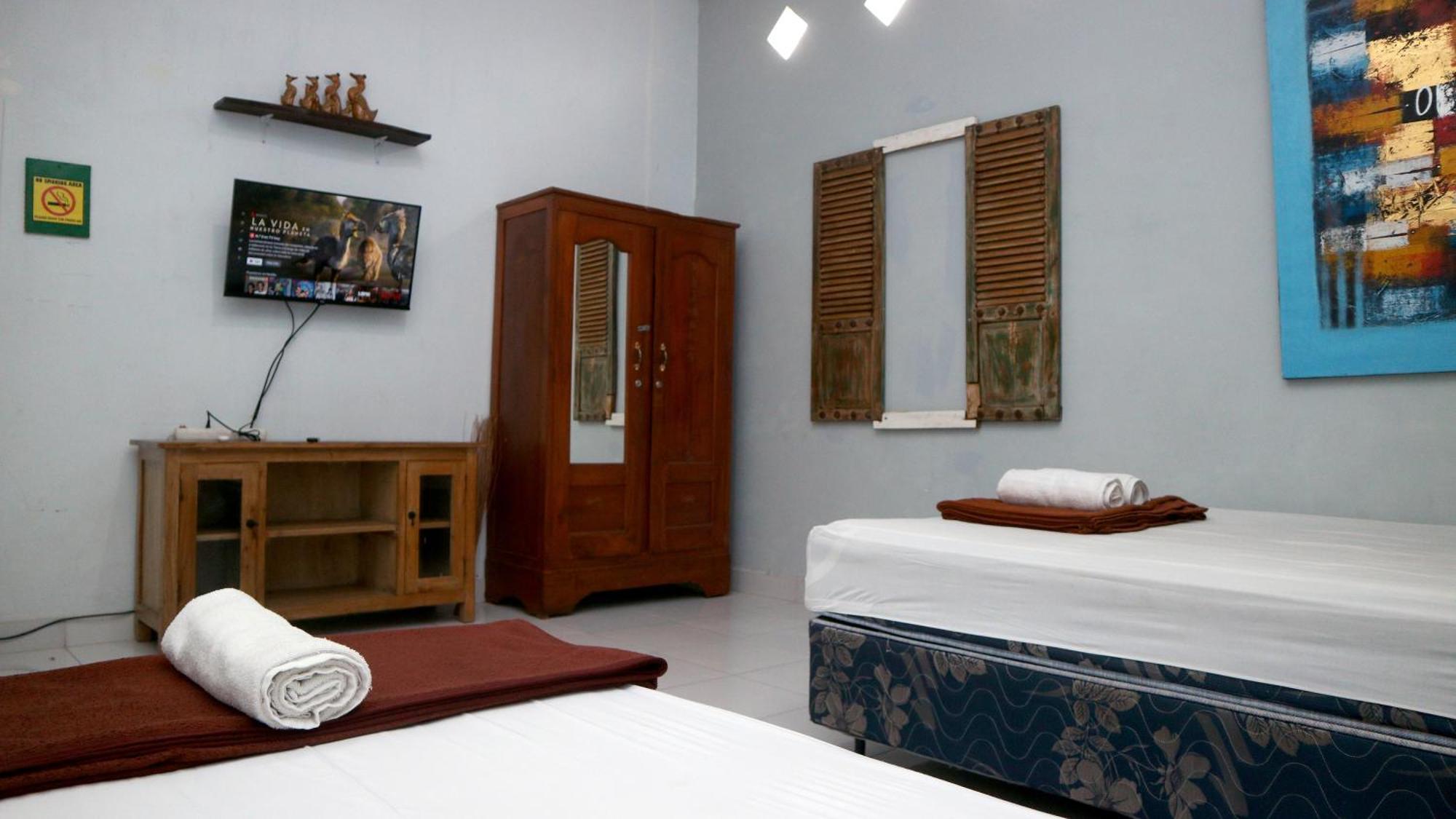 Budarno Homestay Kejayan Экстерьер фото