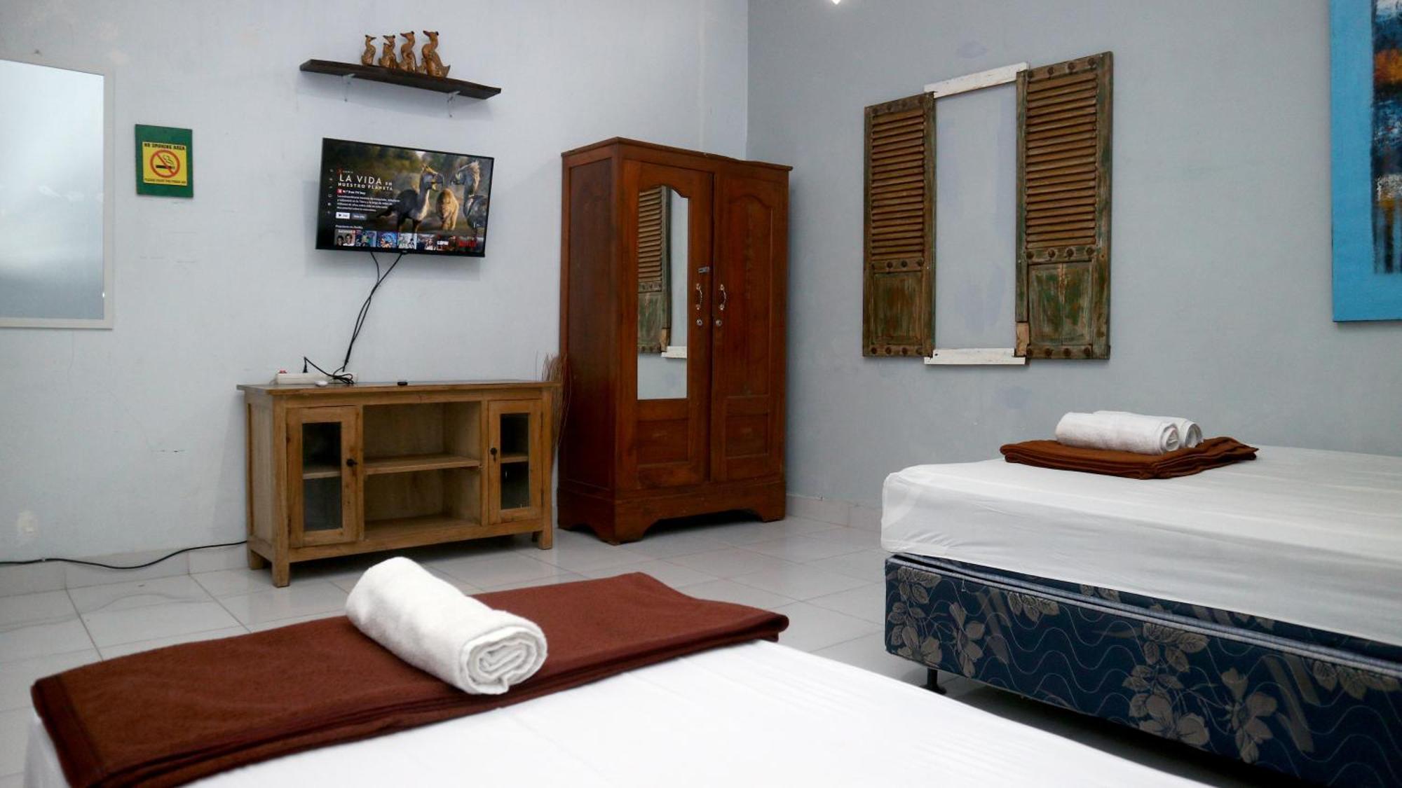 Budarno Homestay Kejayan Экстерьер фото