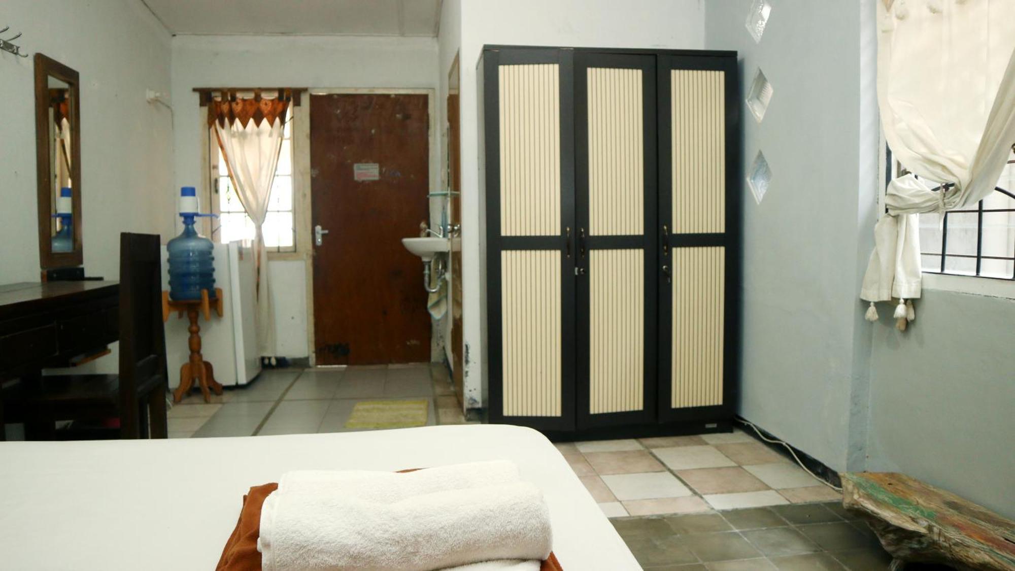 Budarno Homestay Kejayan Экстерьер фото