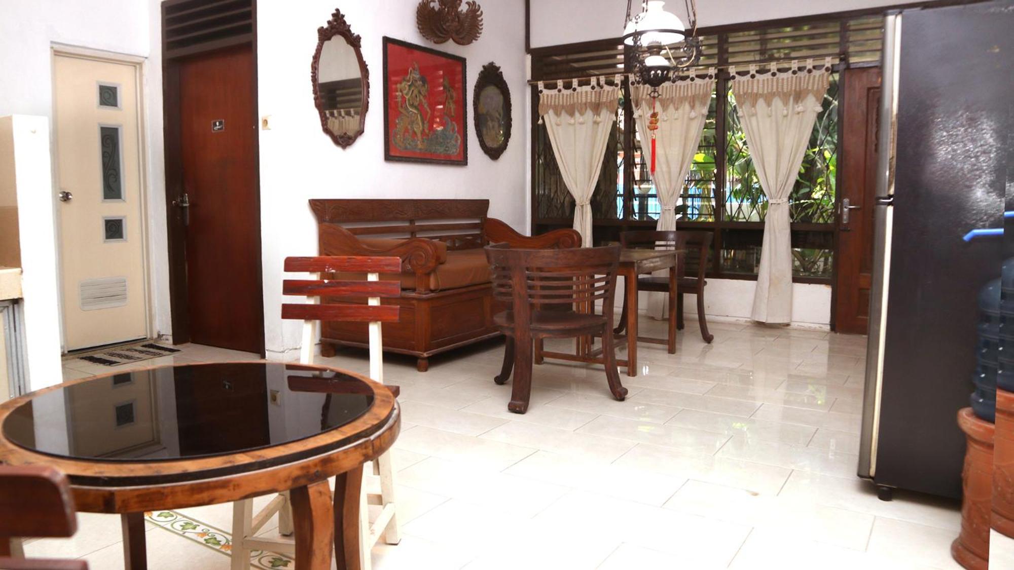 Budarno Homestay Kejayan Экстерьер фото